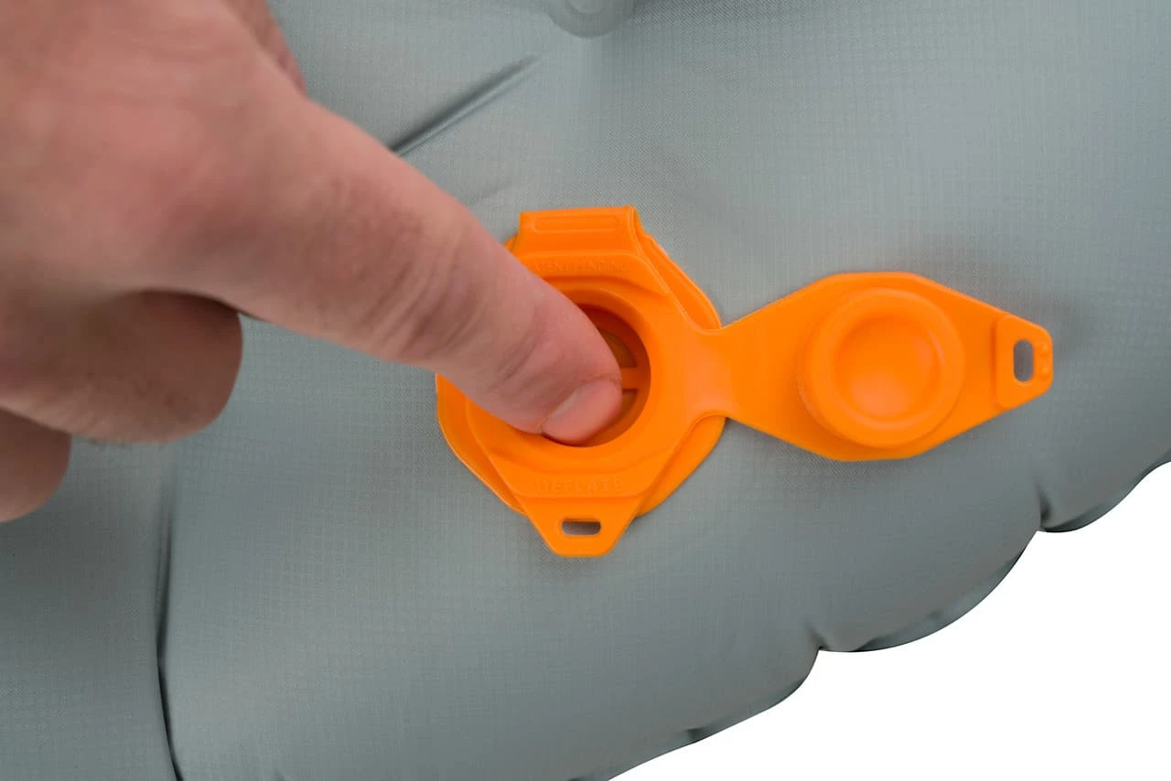 Sea To Summit Ether Light XT Insulated Sleeping Mat - Unisex 11 Sea To Summit Ether Light XT Insulated Sleeping Mat - Unisex - Image 11